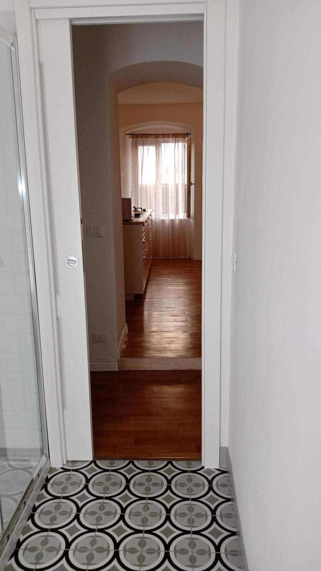 Casa Renova, Intero Appartamento, 2 Camere, Max 4 Ospiti, Trieste Zona Storica Buitenkant foto